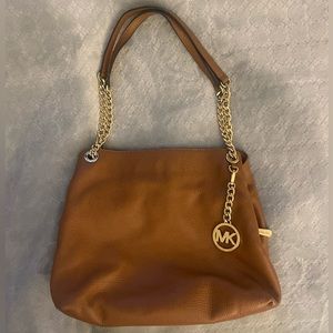 Michael Kors Jet Set Hobo Bag